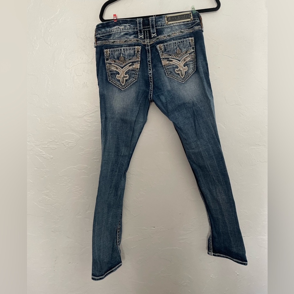 Rock revival straight leg jeans